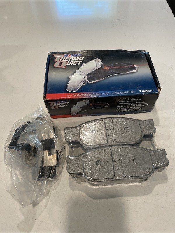 New Wagner MX805 Front Disc Brake Pads 2002-05 Ford Thunderbird 00-06 Lincoln LS