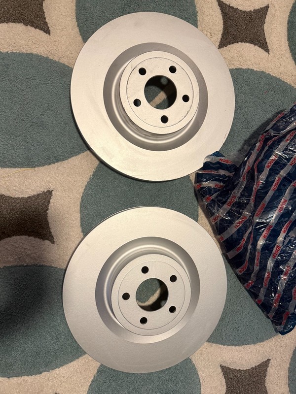 53011493 Bosch Brake Disc Front (Pair) (2 Rotars Included) gallery