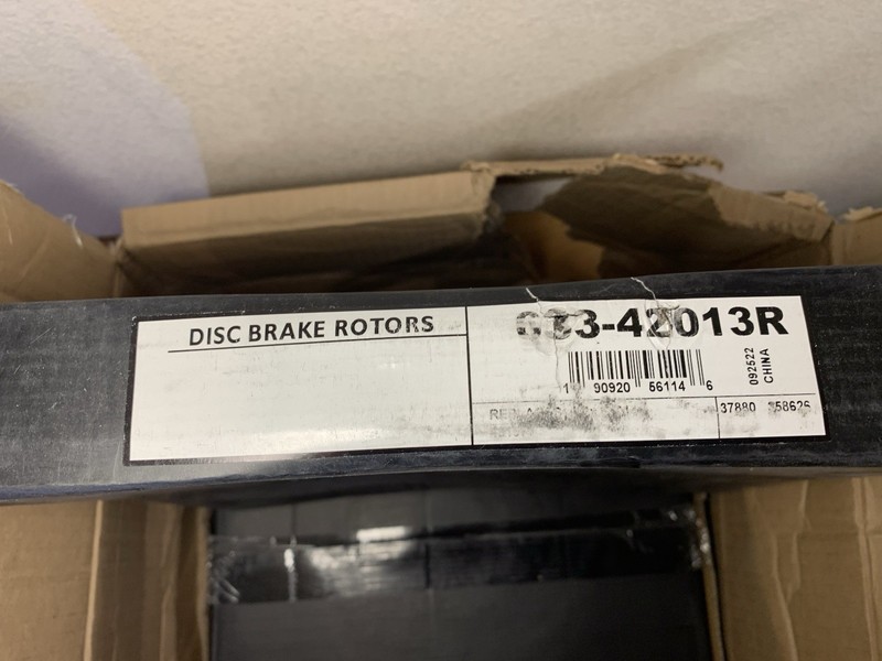 New - R1 Concepts Front Brakes and Rotors For Various Years Of Jeep Cherokee gallery