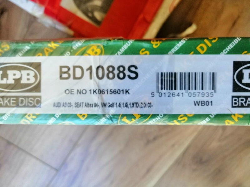 LPB REAR BRAKE DISC SOLID FITS AUDI A3 SEAT SKODA VW Golf Mk5 255MM BNIB