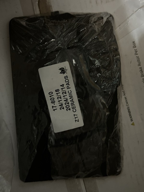 2021 Kia Seltos Rotors and Brake Pads Rear Set Left and right gallery