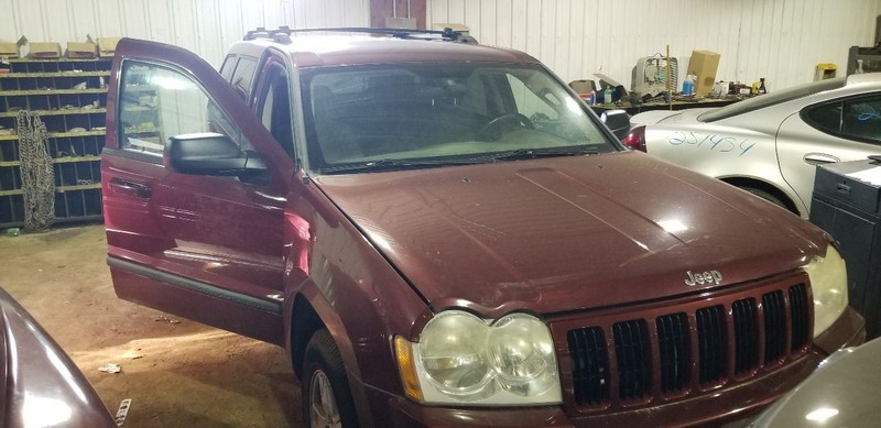 Front Brakes Excluding Srt Fits 05-10 GRAND CHEROKEE 2120369 gallery