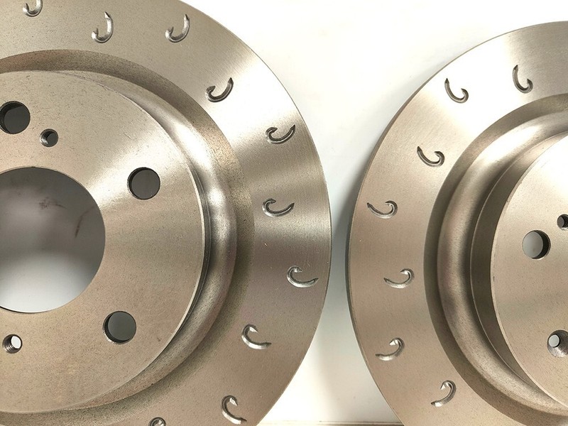 Front Brake Discs C-Hook Volkswagen Golf R32 2002-2004 gallery
