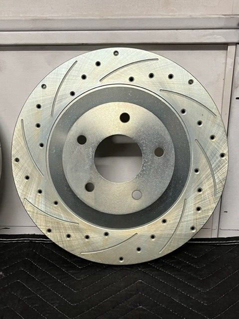 Chevelle Camaro Disc Brake Kit 13" Rotors Dual Piston Black Calipers C5 Corvette gallery