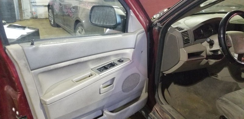Front Brakes Excluding Srt Fits 05-10 GRAND CHEROKEE 2120369 gallery