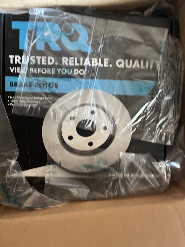 15 Inch Wheel Volvo Brake Kit Front + Rear gallery