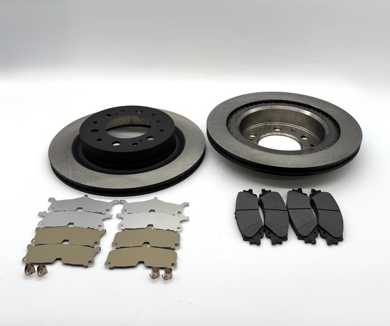 Toyota LandCruiser 24-26 4Runner 25-26 Rear Brake Pad, Shim, and Rotor Kit OEM