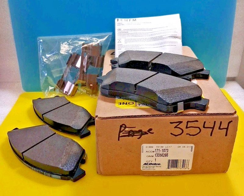 13356286 ACDelco OEM Front Ceramic Brake Pads Kit 2012-2017 Chevy Sonic