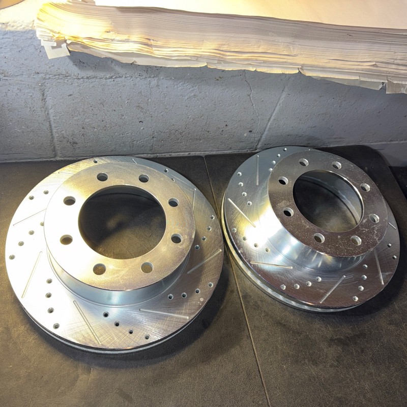 4WD/ AWD Front DRILLED & SLOTTED Brake Rotors for Ford F-250 F-350 Super Duty