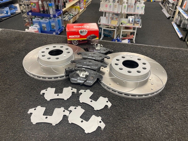 FOR VW CC 1.4 1.8 2.0 TDI TSI FRONT REAR DRILLED GROOVED BRAKE DISCS AND PADS gallery