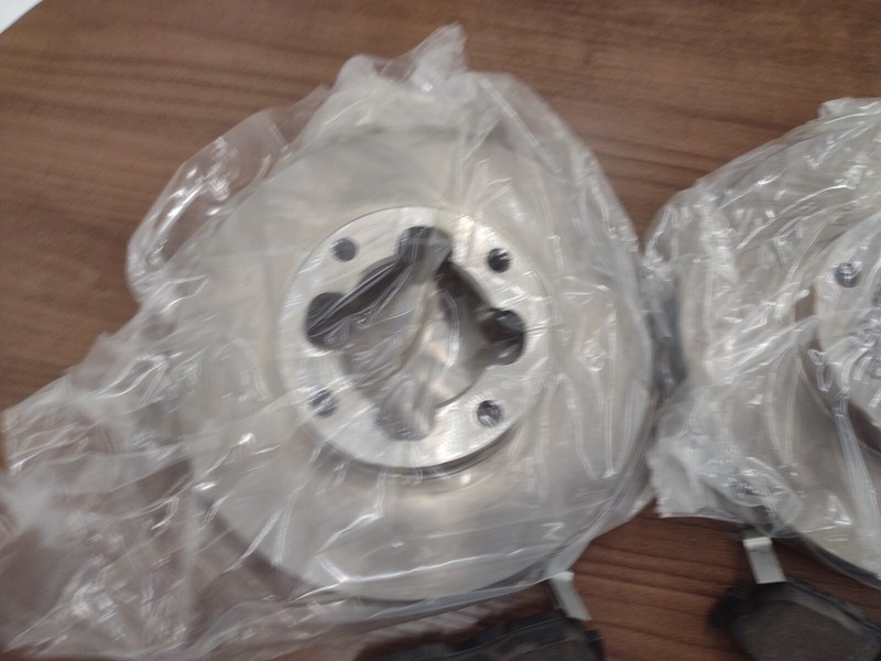 R1 Concepts Front Brakes/Rotor Kit, Compatible with 1987-94 Subaru Justy gallery