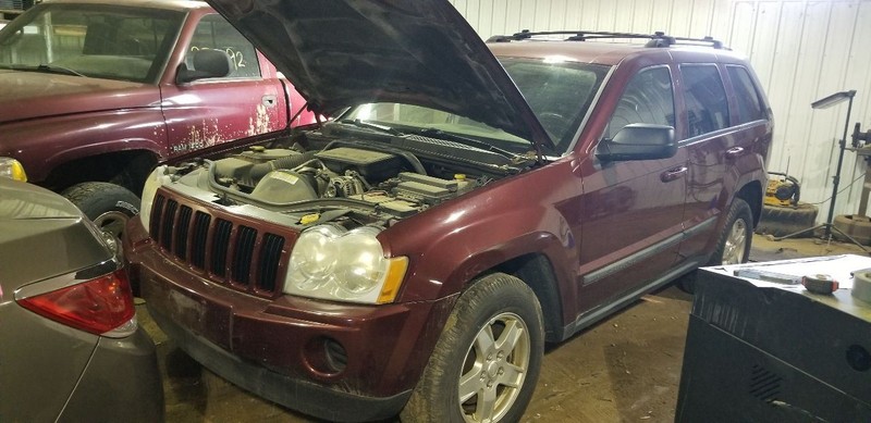 Front Brakes Excluding Srt Fits 05-10 GRAND CHEROKEE 2120369 gallery