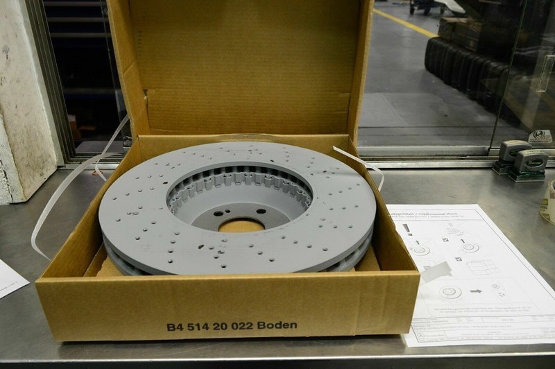 Front Brake Rotors With Brake Pads & Sensor SET For Mercedes W222 S450 S550 S560 gallery