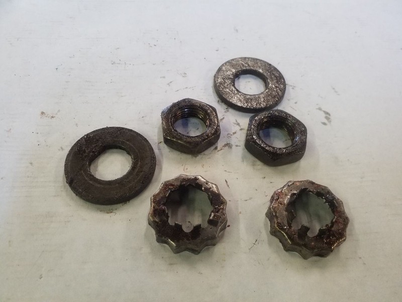 2WD Front Hub Bearing Nuts Washers | Fits 2013-2016 Ford F250 F350