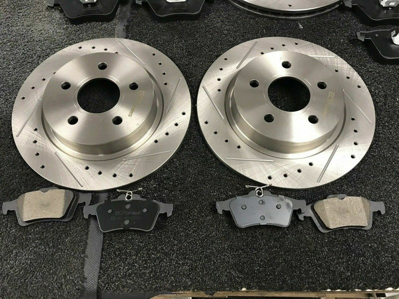 Performance Front Rear Cross Straight Drilled Grooved Brake Discs and Pads Set gallery
