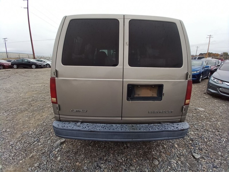 Front Rotor from 2003 Chevrolet Astrovan 12715570 gallery