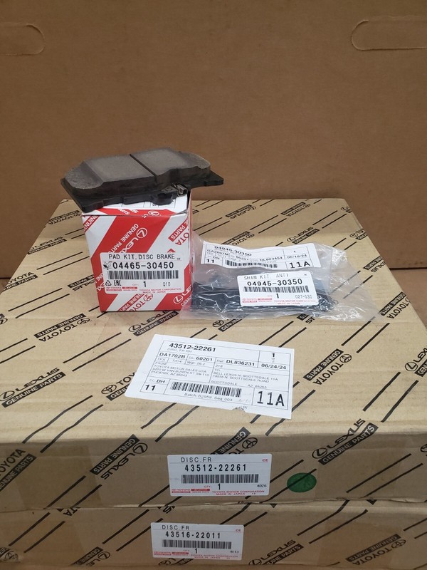 LEXUS OEM FACTORY FRONT BRAKE PADS/ SHIMS AND ROTOR SET 2006-2008 IS350