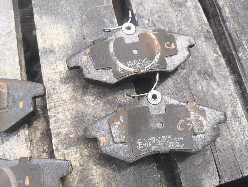 CITROEN C3 MK1 2007 1.4 Petrol Front BRAKE PADS Set. gallery