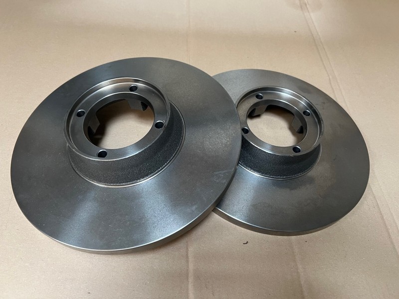 PAIR Brake Discs for Vauxhall Victor FE 1800 VX1800 VX2300 Single Carb 4 Stud gallery