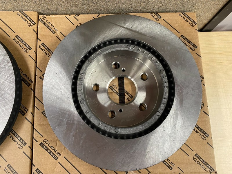 2019-2023 TOYOTA RAV4 GENUINE OEM NEW FRONT BRAKE ROTORS 4351206200 gallery