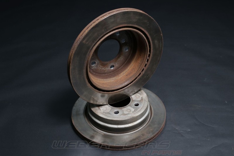 6864901 Rear Brake Discs + Pads 300X20MM OEM BMW X1 E84 16d 20dX 25iX 28iX gallery