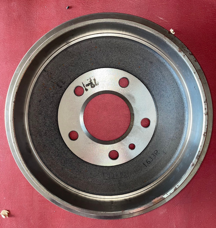 Zimmermann Rear Brake Drum (X2) - 150.1701.00 - For BMW 5 Series E12, E28 & E34 gallery