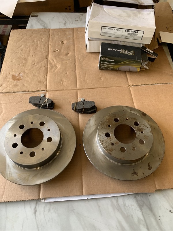 1995-1997 Volvo 960 Rear Left & Right Disc Brake Rotors Set 600-27020