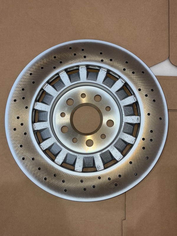 GEN OEM 2014-2022 Maserati Ghibli 3.0L/2.0L front brake pad& drilled rotor 360MM gallery