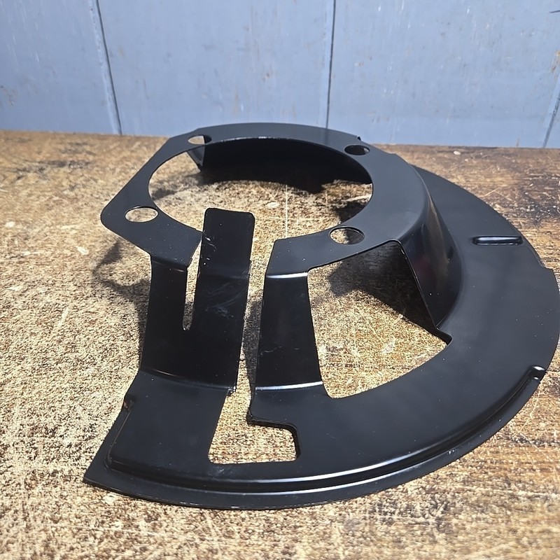 Front Brake Backing Plate Right For 2000-2002 Dodge Ram 2500 3500 5015128AA gallery