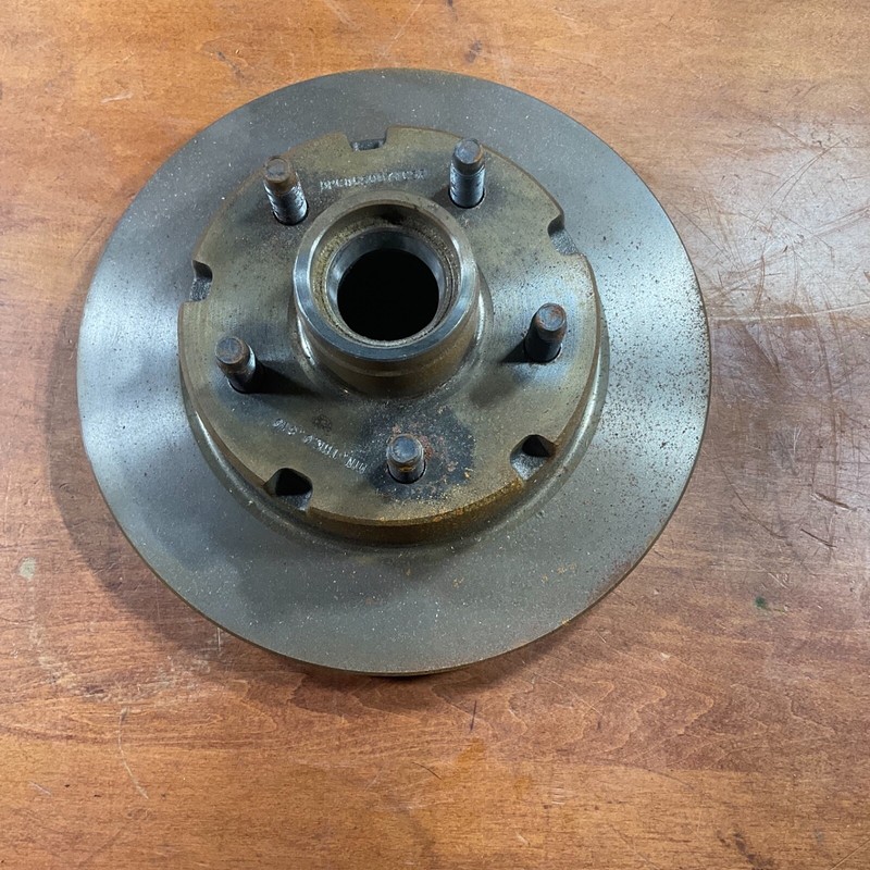 Bendix 141264 Disc Brake Rotor and Hub for Aerostar, Ranger, B2300, B3000, B4000