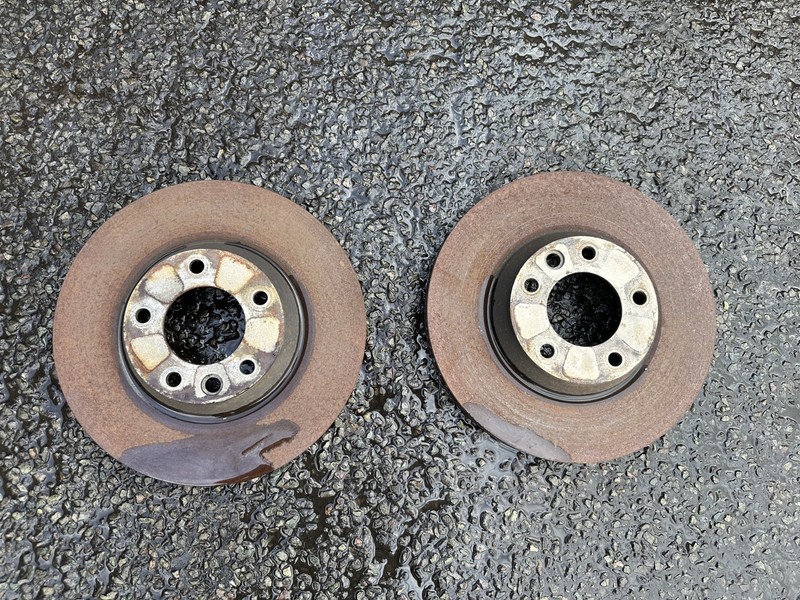 AUDI Q7 S LINE MK1 2006-2015 FRONT BRAKE DISCS ROTORS PAIR LEFT RIGHT DSK2311