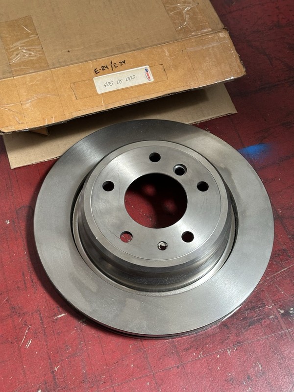 Rear Brake Rotor for BMW 528 533 535 633 635 M5 M6 E28 E24 OP Parts