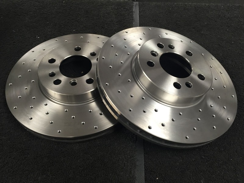 BMW X5 E53 3.0TD 4.4 FRONT BRAKE DISC CROSS DRILLED 332mm