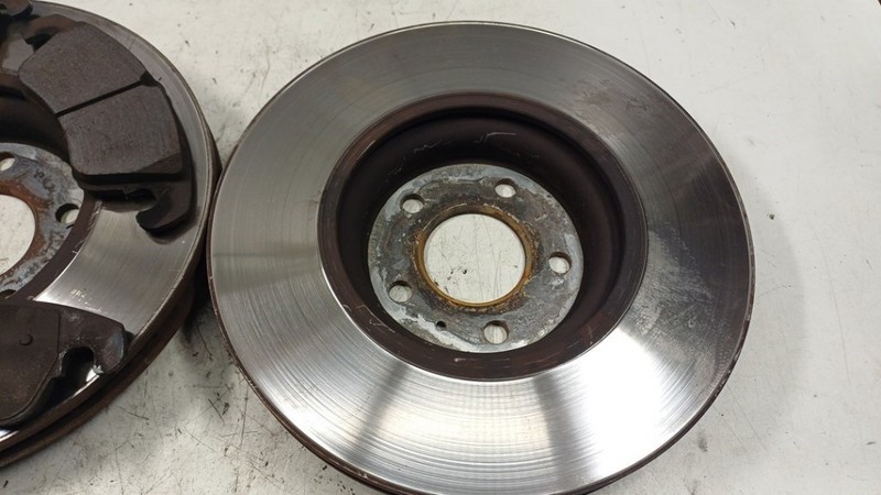 FRONT BRAKE DISC SET MAN 2012 8R0615301F gallery