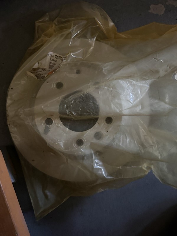 Brand New OEMAudi Q7 Rear Break Rotors (Pair) – 7L8615601G