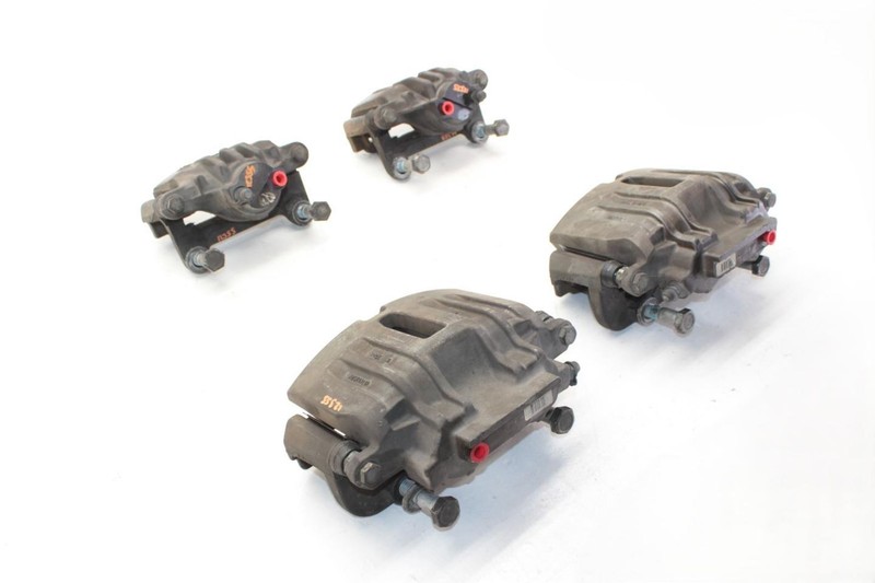 05-13 CORVETTE Complete Set of Front and Rear Calipers gallery