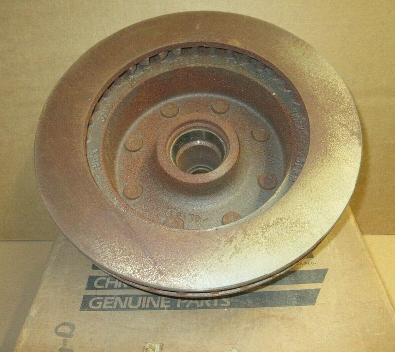 Mopar 4086830 disc brake rotor, 8 lug, 1979-1997 Dodge Trucks D200,D300,B300 NOS gallery