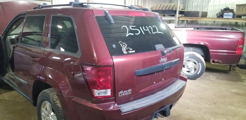 Front Brakes Excluding Srt Fits 05-10 GRAND CHEROKEE 2120369