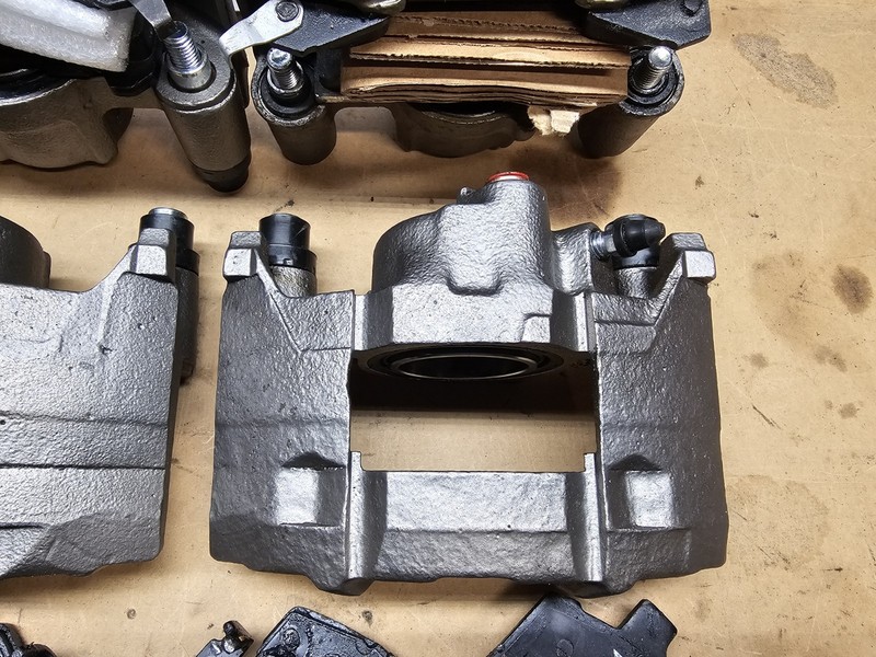 4 Wheel Disc Brake Trailer Loaded Calipers - Single Bleeder gallery