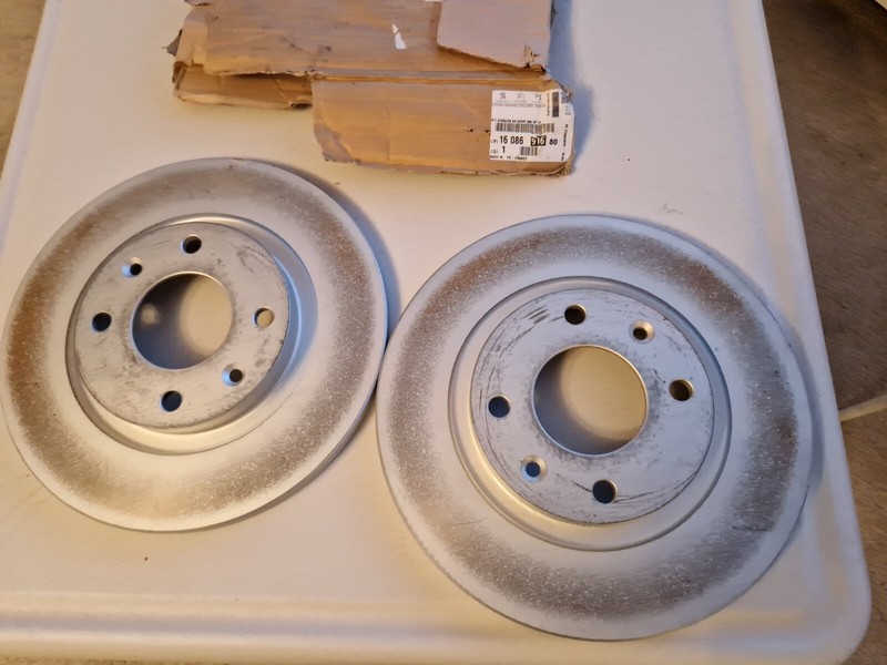 PEUGEOT 301 CITROEN C2 C3 C4 BRAKE DISCS FRONT GENUINE NEW 1608691680 UNCOATED gallery