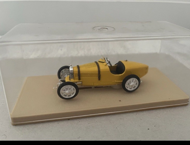 A180: Eligor #1025 1:43 Bugatti Type 35B Course - 1927 & 1928 sport. gallery