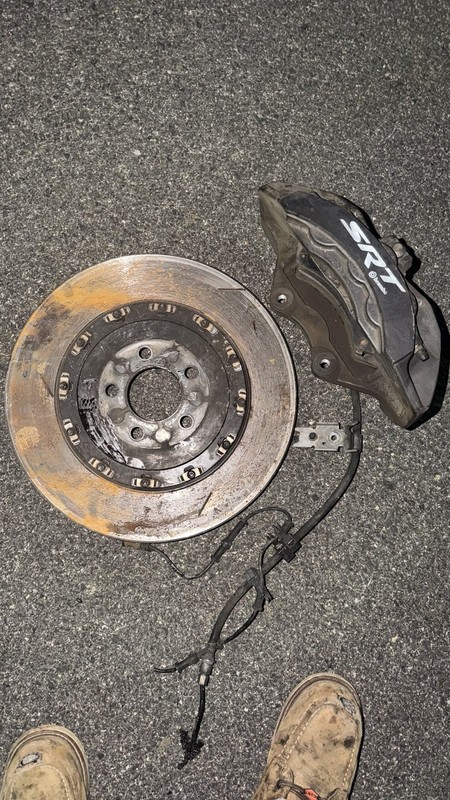 6 Piston SRT brembo brakes and rotors with pads