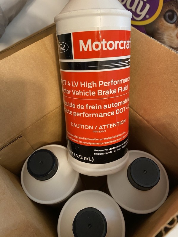 (370)Motorcraft – High Performance DOT 4LV Brake Fluid 1Pint lot of 4
