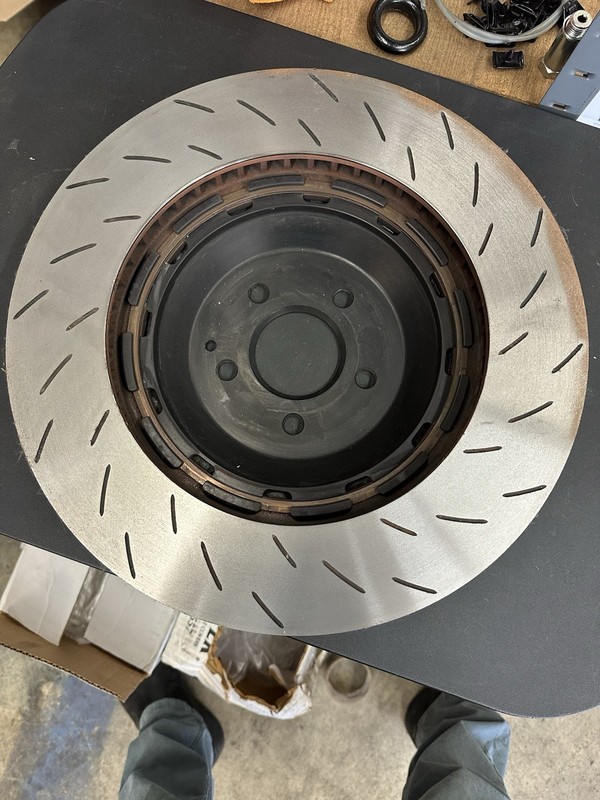 Renntech Upgraded Front Rotors for 205 C63s 213 E63s 222 S63s 190 GTS G63 Gt63s gallery