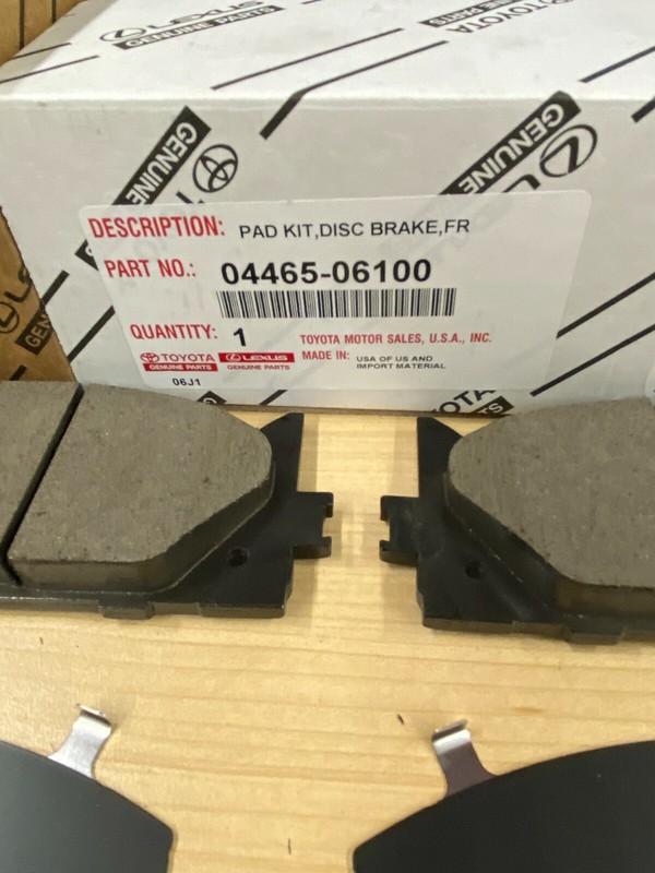 2007-2017 TOYOTA CAMRY GENUINE OEM NEW FRONT BRAKE ROTORS OEM PADS & SHIMS gallery