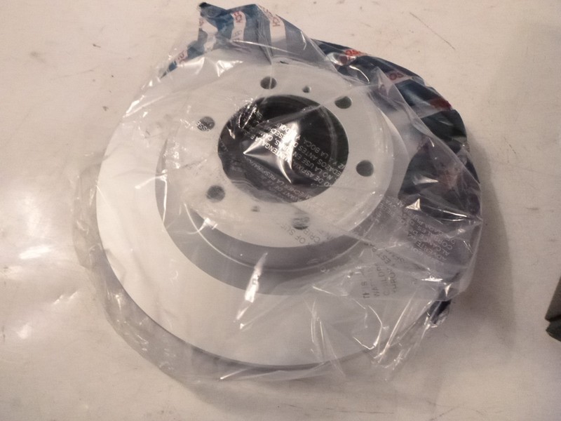 SINGLE Bosch Front Brake Disc BS50011492 For 2011-2019 Toyota 4 Runner gallery