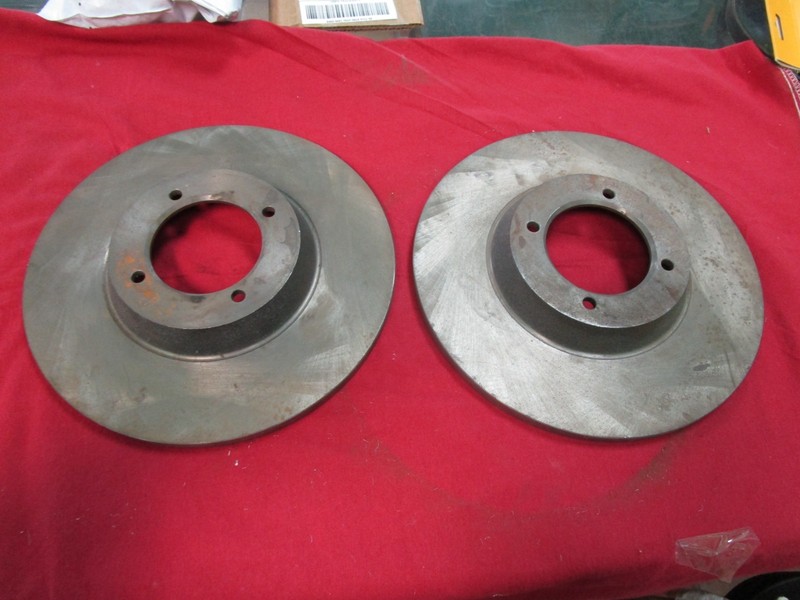 MGA 1600, 1622 brake discs, two front brake rotors, Lucas GR115 NOS