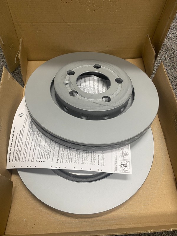 Zimmermann 100.1241.20 Standard Coat Z Disc Brake Rotor Set