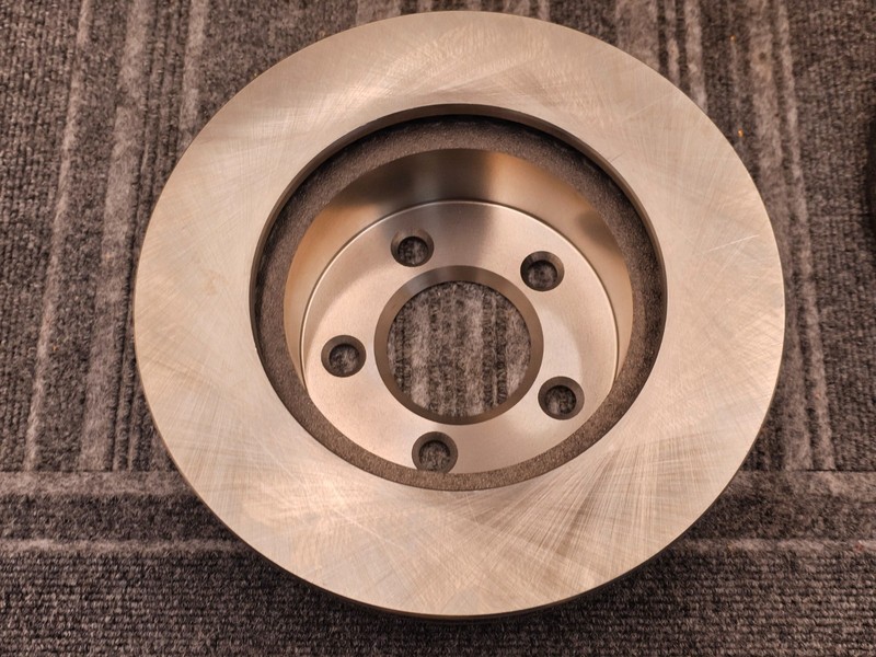 (QTY 2) Surestop STPL27110063 Front Brake Disc Vented For 1991-1994 Lincoln Town gallery