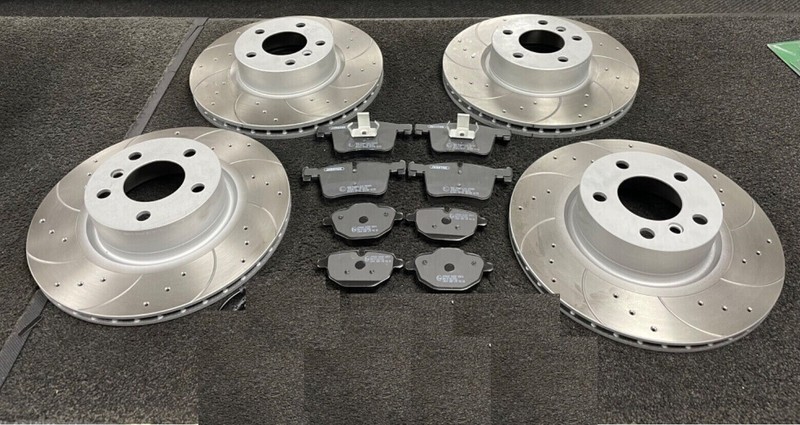 FOR VW GOLF R BLUE MOTION 4 MOTION FRONT REAR DRILLED GROOVED BRAKE DISCS & PADS